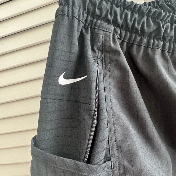 Nike Charcoal Dri-FIT Shorts - Picture 4 of 5